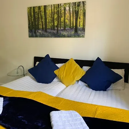 2 Bedrooms Modern Central London Apartment, Full Kitchen, 5 Minutes Tube Station Exterior photo