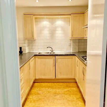 2 Bedrooms Modern Central London Apartment, Full Kitchen, 5 Minutes Tube Station Exterior photo