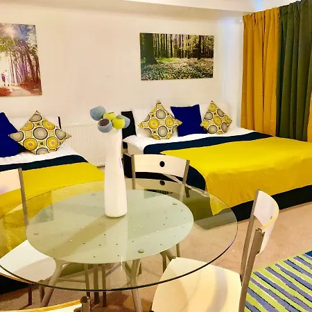 2 Bedrooms Modern Central London Apartment, Full Kitchen, 5 Minutes Tube Station Exterior photo