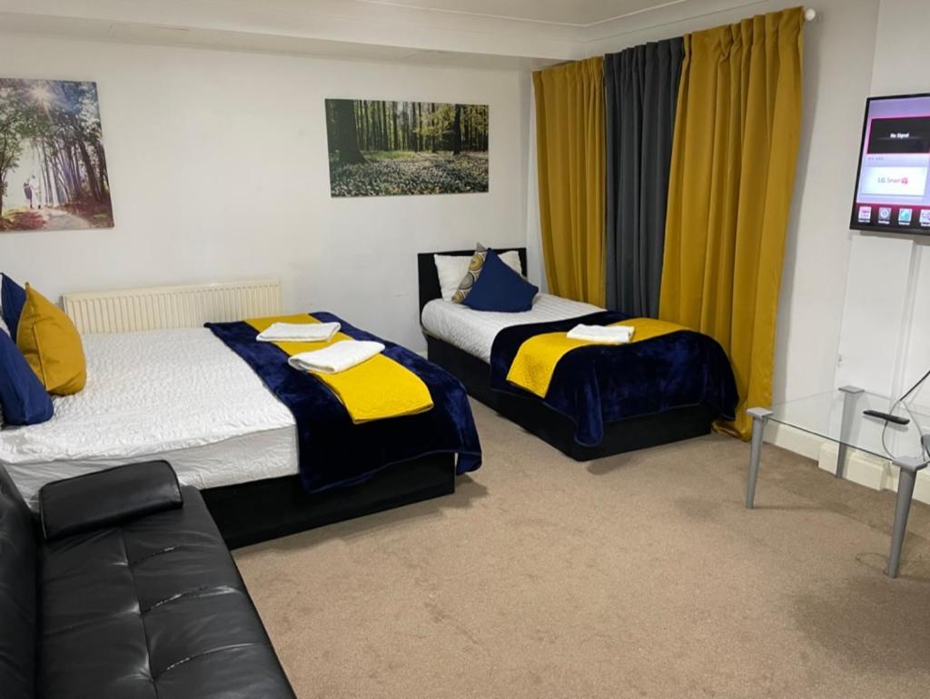 2 Bedrooms Modern Apartment, Full Kitchen, 5 Minutes Tube Station Appartamento Londra